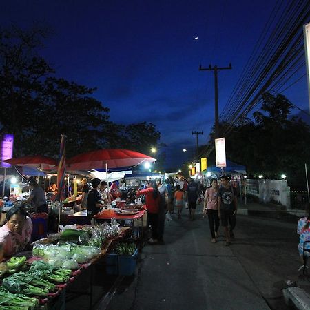 โรงแรมนางรอง Exteriör bild